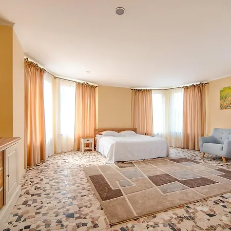 Letizia Country Club Hotel