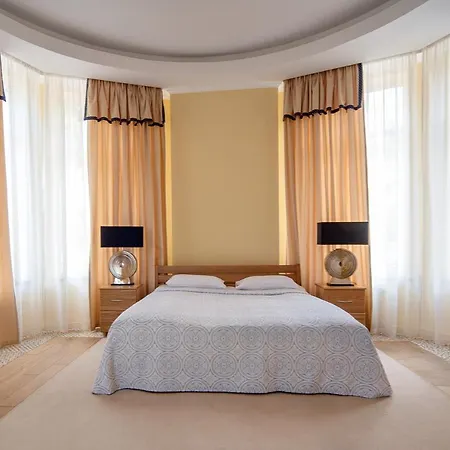 Letizia Country Club Hotel